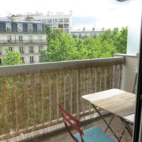 Studio for rent for 980 € per month in Paris, Boulevard de Charonne
