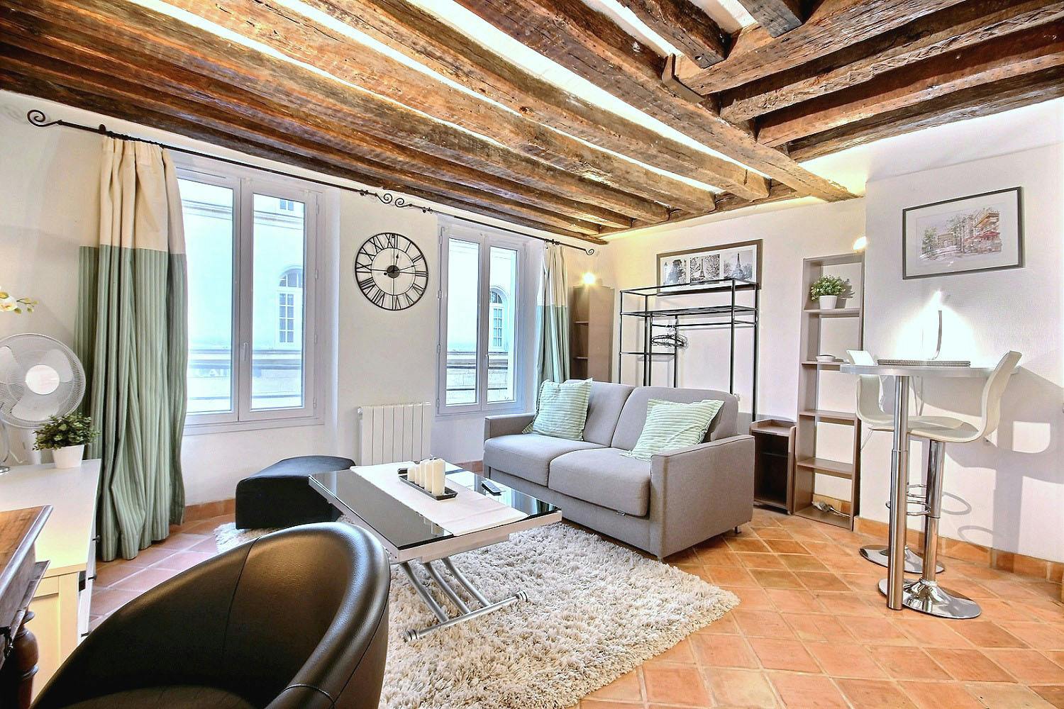 Apartment in Rue Mouffetard, Paris (1434533) ROOM