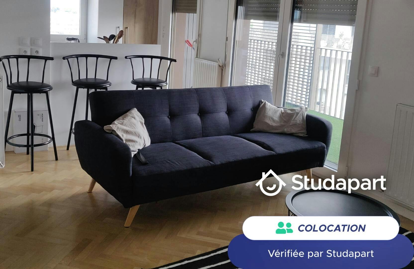 Pièce à Massy