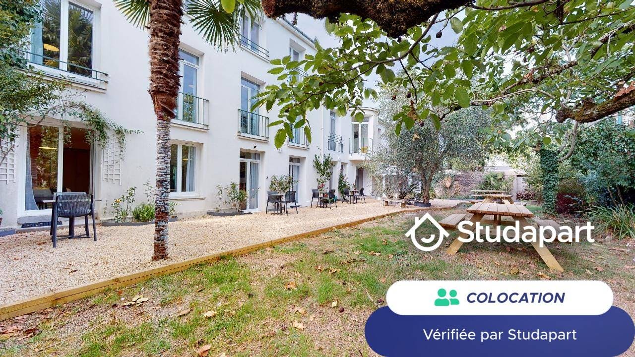Private room for rent for €675 per month in Nantes, Rue Gaston Turpin