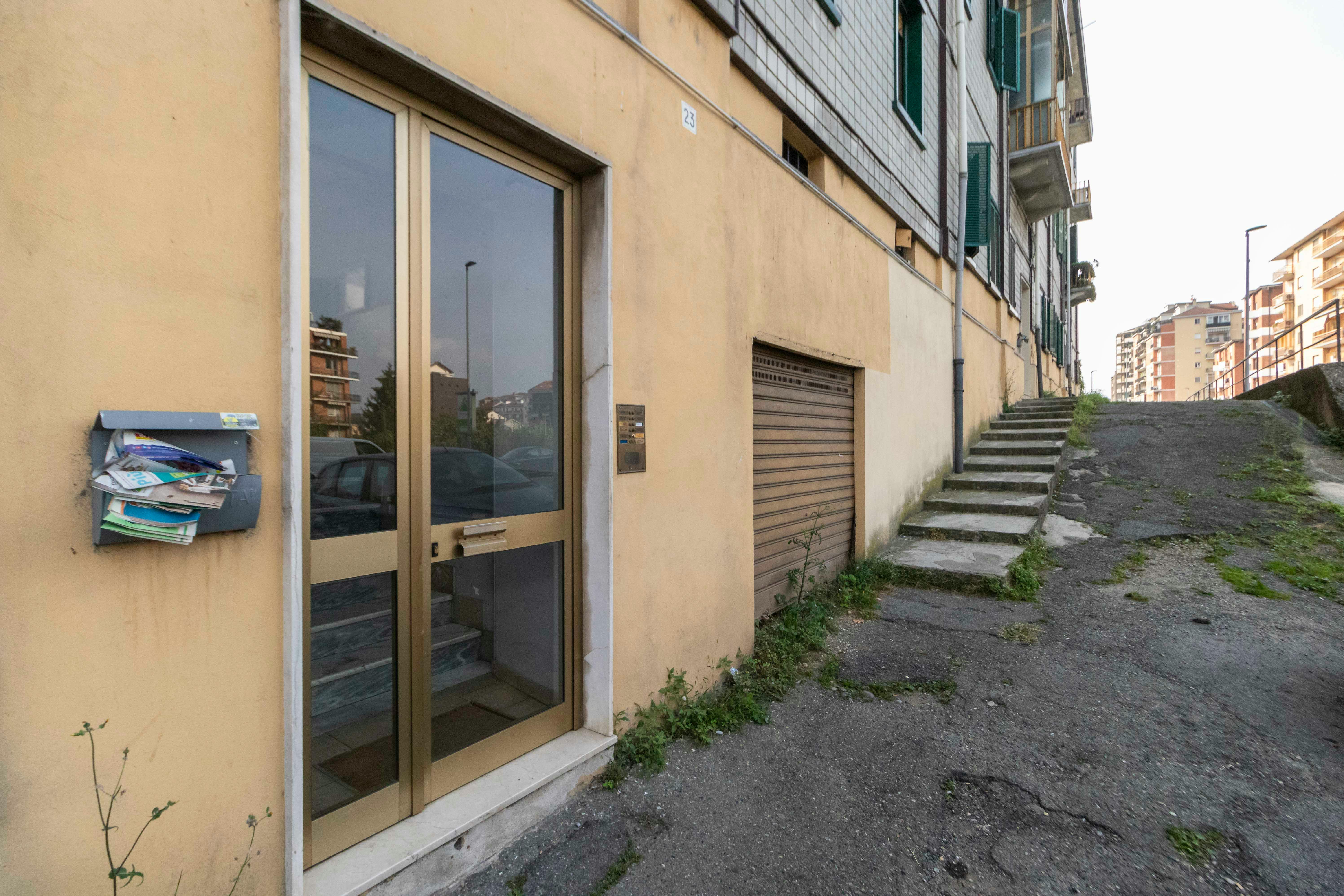 2-Bedroom Apartment in Via Nino Oxilia, Turin (1434790) ROOM 1