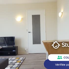 Private room for rent for €450 per month in Orléans, Rue Philippe le Bel