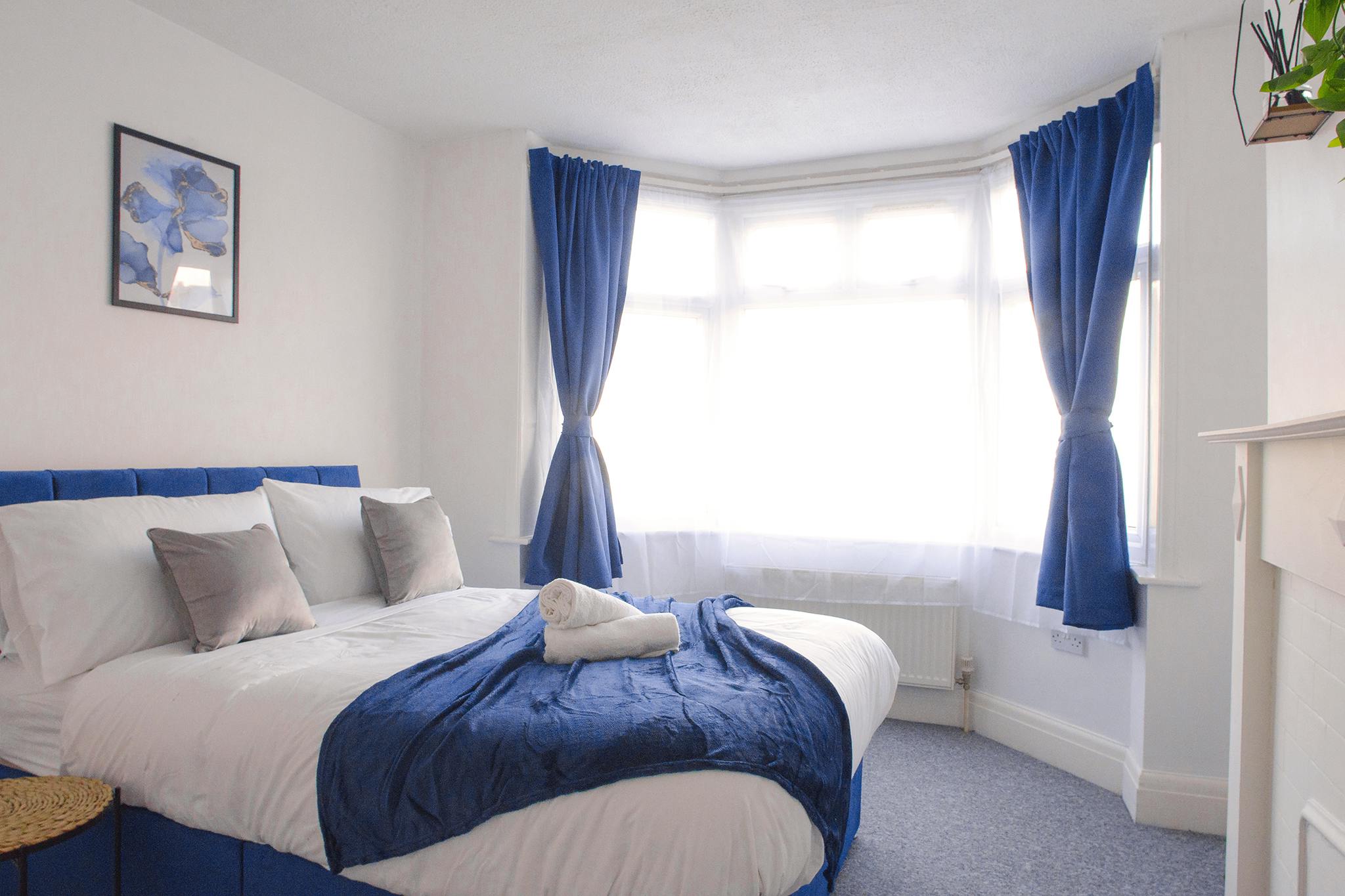 House for rent for £5,001 per month in Southampton, Vespasian Road