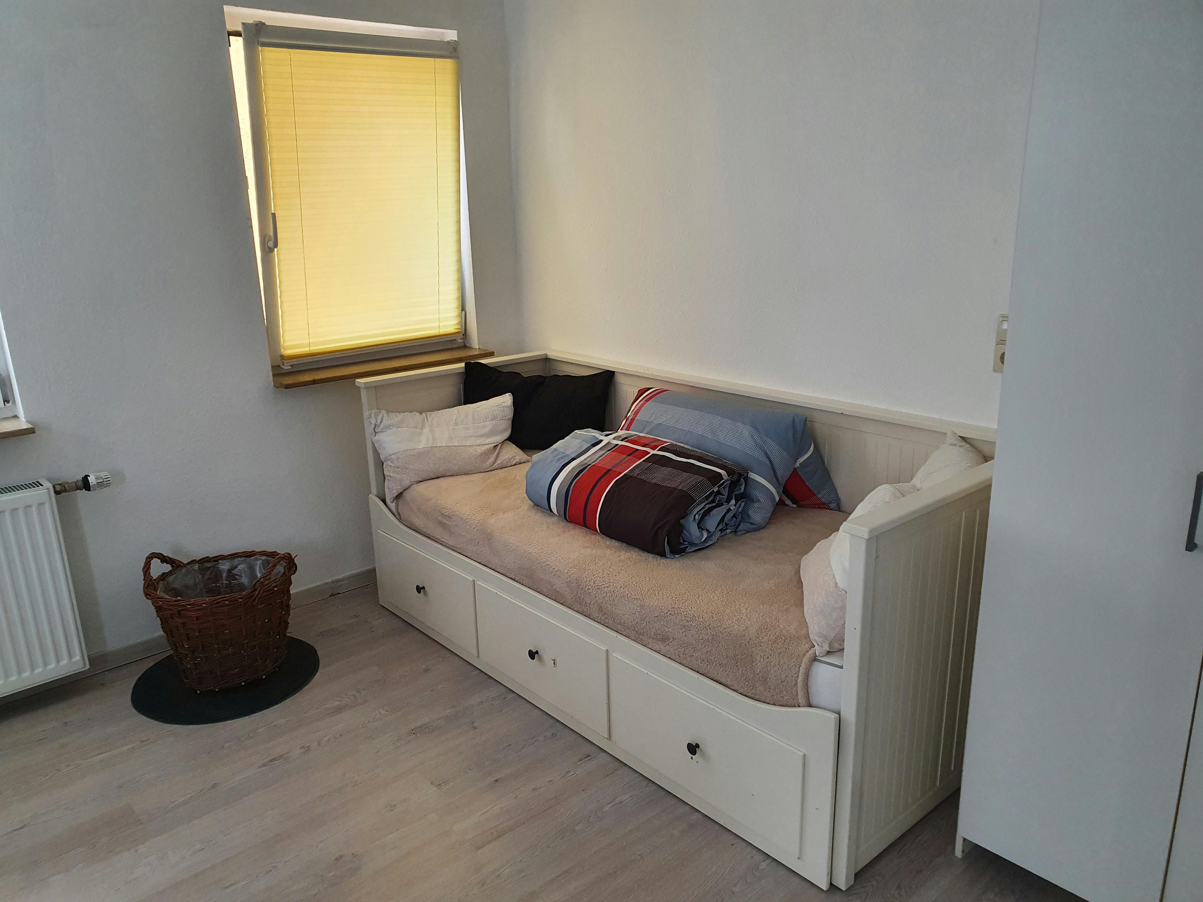 Estudio  en alquiler por 1000 € al mes en Stuttgart, Echazstraße