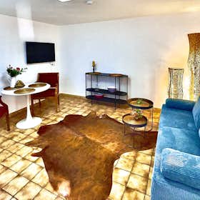 Appartement te huur voor € 1.499 per maand in Grafing bei München, Dorfstraße