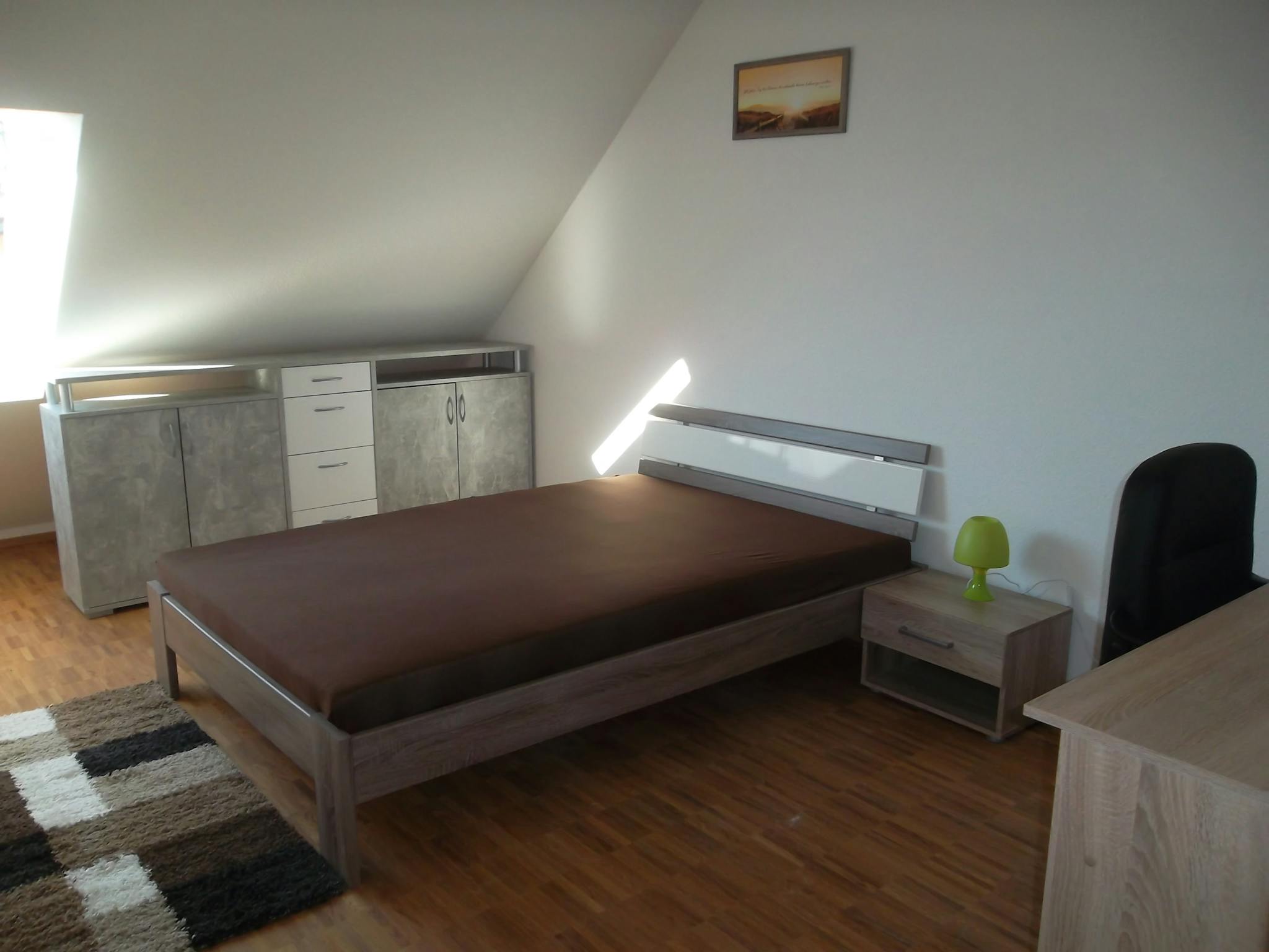 Auf den Schrederwiesen, Munich preview