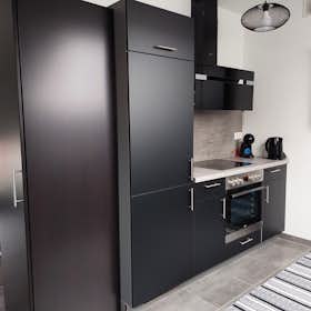 Appartement te huur voor € 1.300 per maand in Esneux, Rue d'Embourg