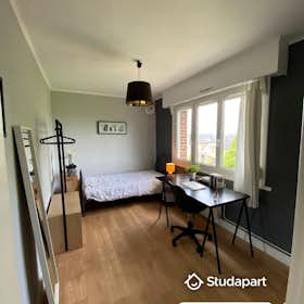 Apartamento for rent for 395 € per month in Aulnoy-lez-Valenciennes, Chemin Vert