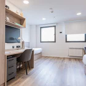 Mehrbettzimmer zu mieten für 543 € pro Monat in Santander, Avenida del Cardenal Herrera Oria