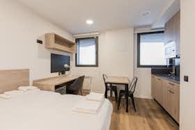 Mehrbettzimmer zu mieten für 583 € pro Monat in Santander, Avenida del Cardenal Herrera Oria