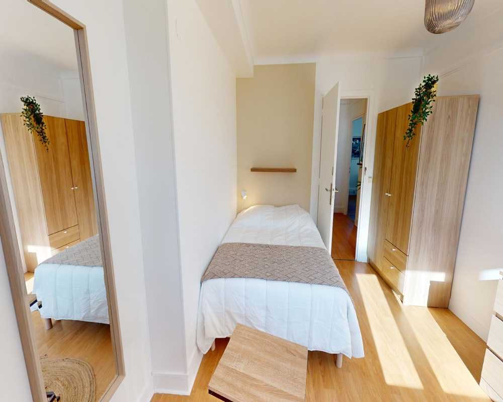 Private room in Rue de Saussure, Paris (1713857) room image 1
