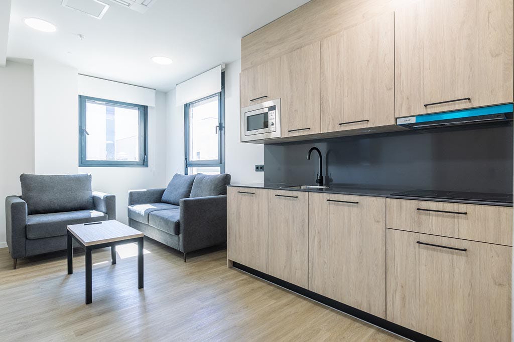 Private room for rent for €1,058 per month in Getafe, Calle Alcalde Ángel Arroyo