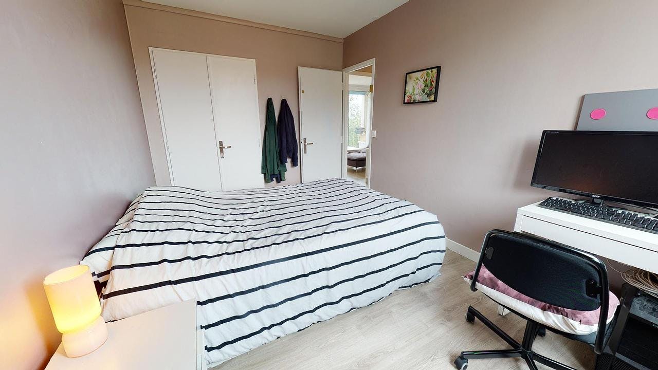 Rue Henri Brosse, Oullins-Pierre-Bénite preview