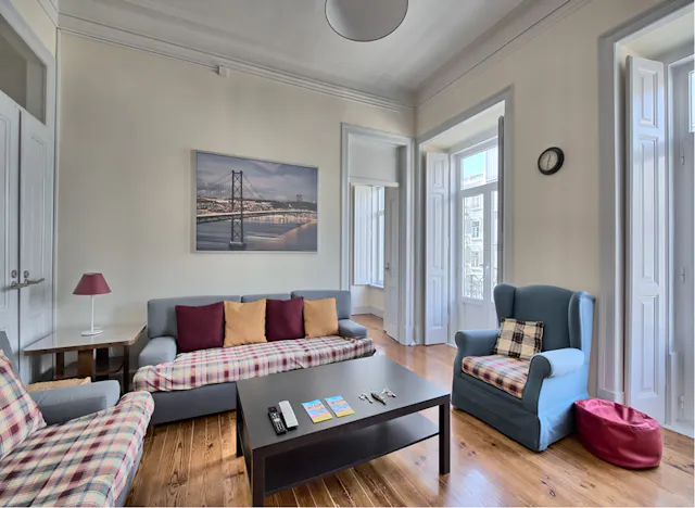 7-Bedroom Apartment in Avenida Almirante Reis, Lisbon (1436826) room image 2
