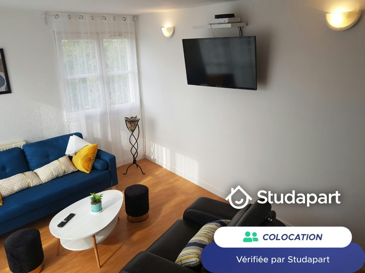 Private room for rent for €440 per month in Évry-Courcouronnes, Allée Luchino Visconti