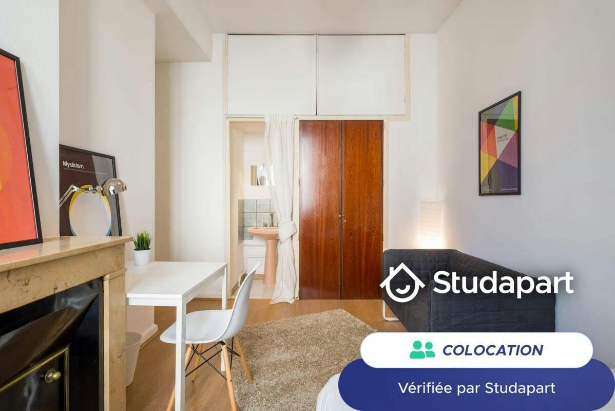 Private room for rent on Rue Villebois-Mareuil, Lyon - Vue 3