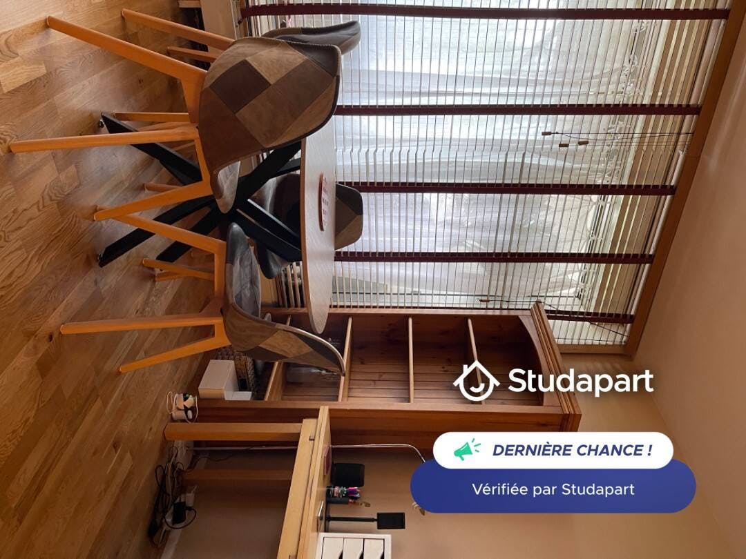 Apartment for rent for €1,065 per month in Puteaux, Rue Louis Pouey