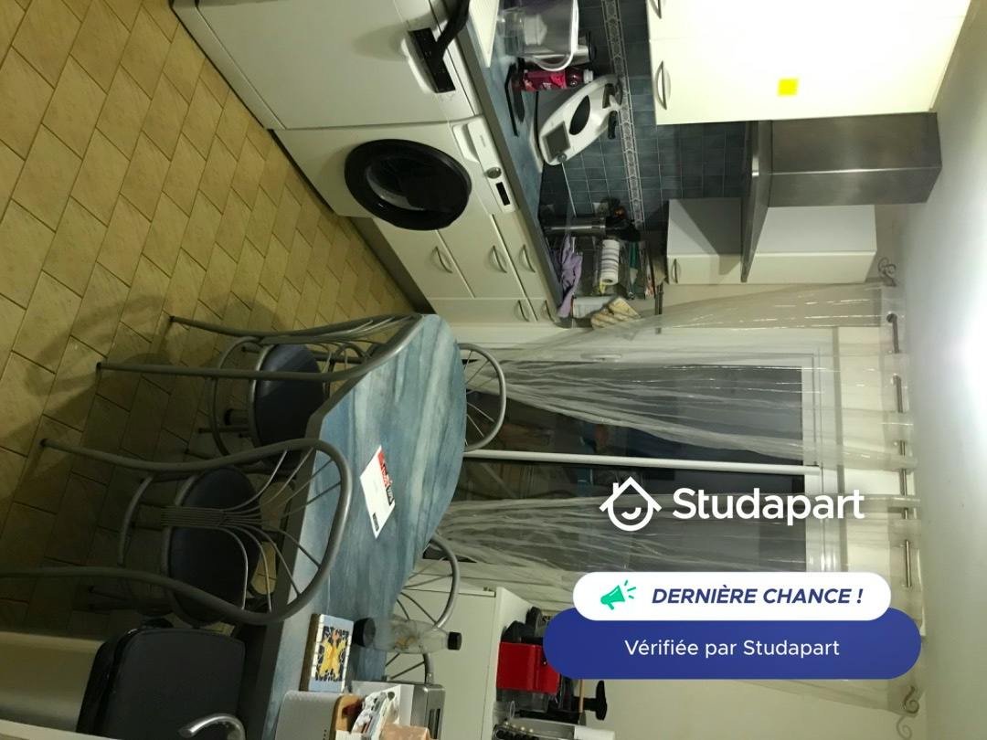Private room for rent on Chemin de Montpellas, Lyon - Vue 4