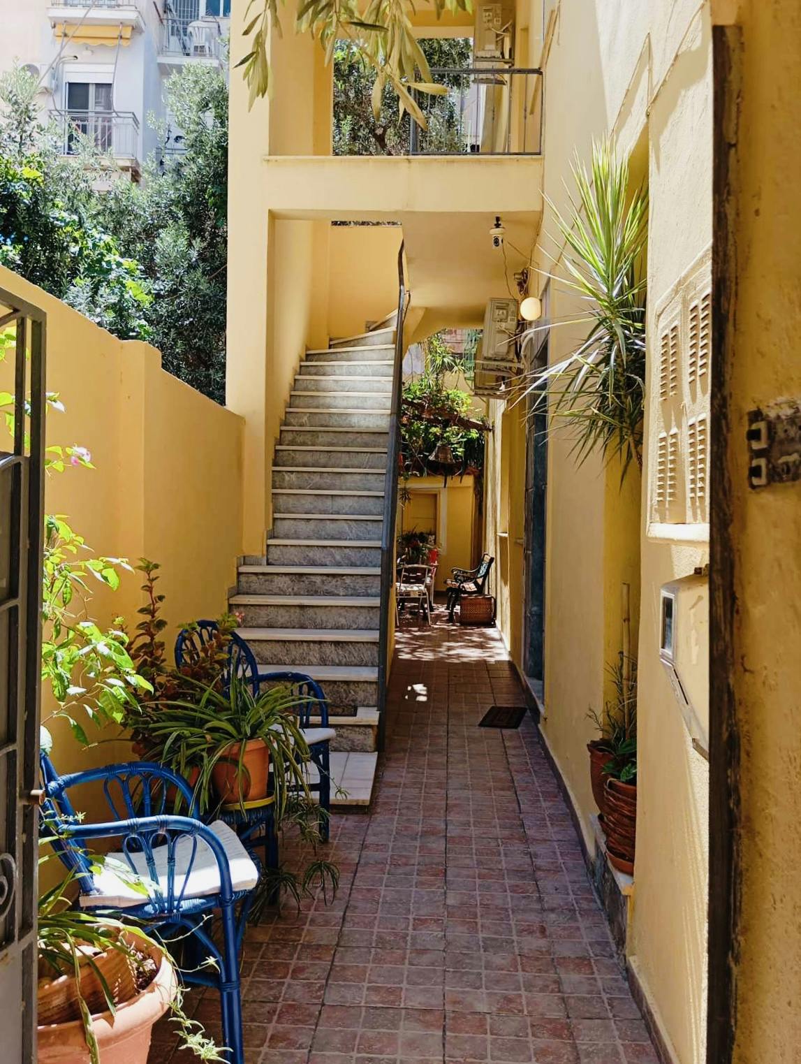 Efstratiou Pissa, Athens preview