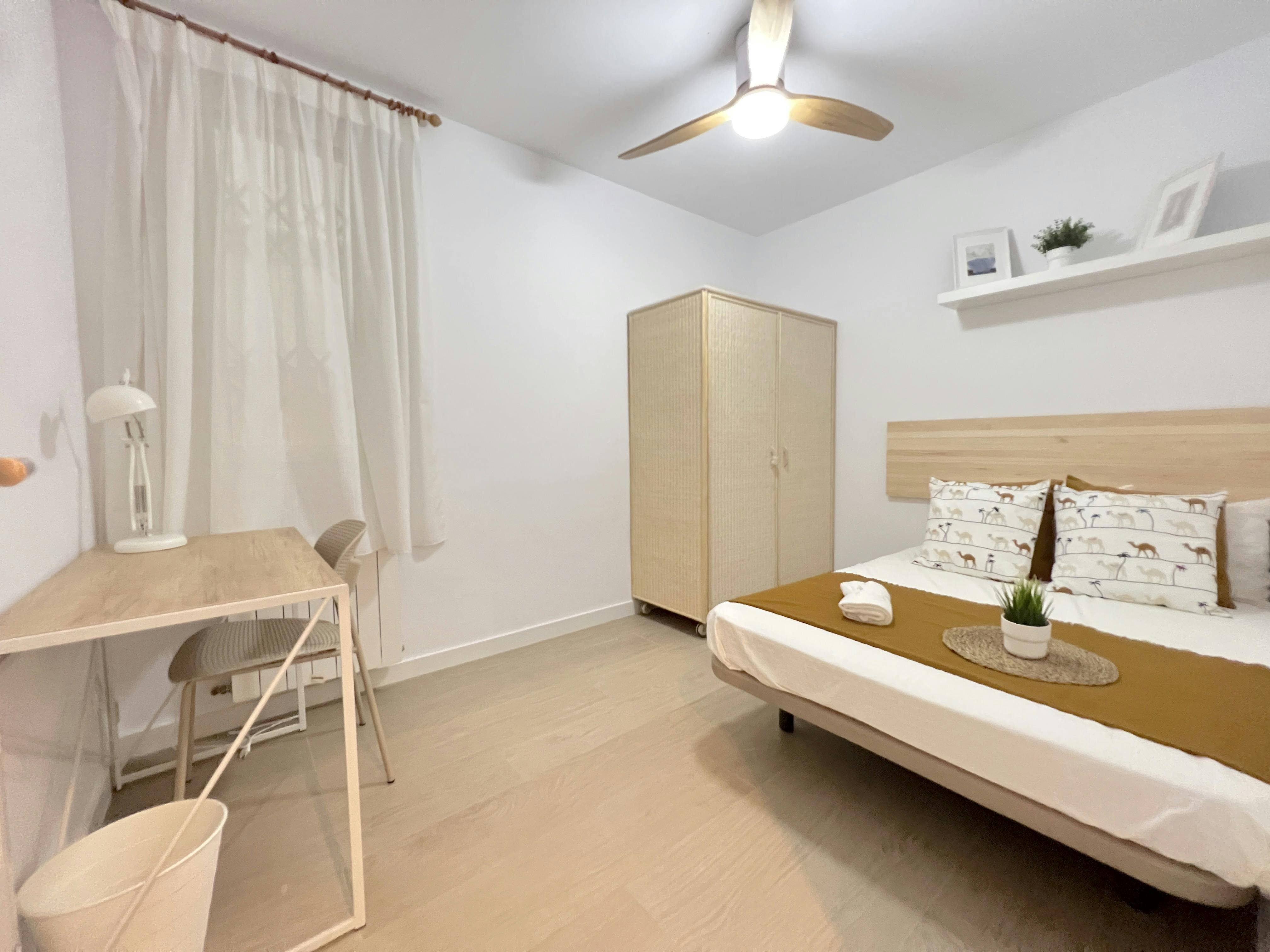 Avinguda del Regne de València, Valencia Valencia