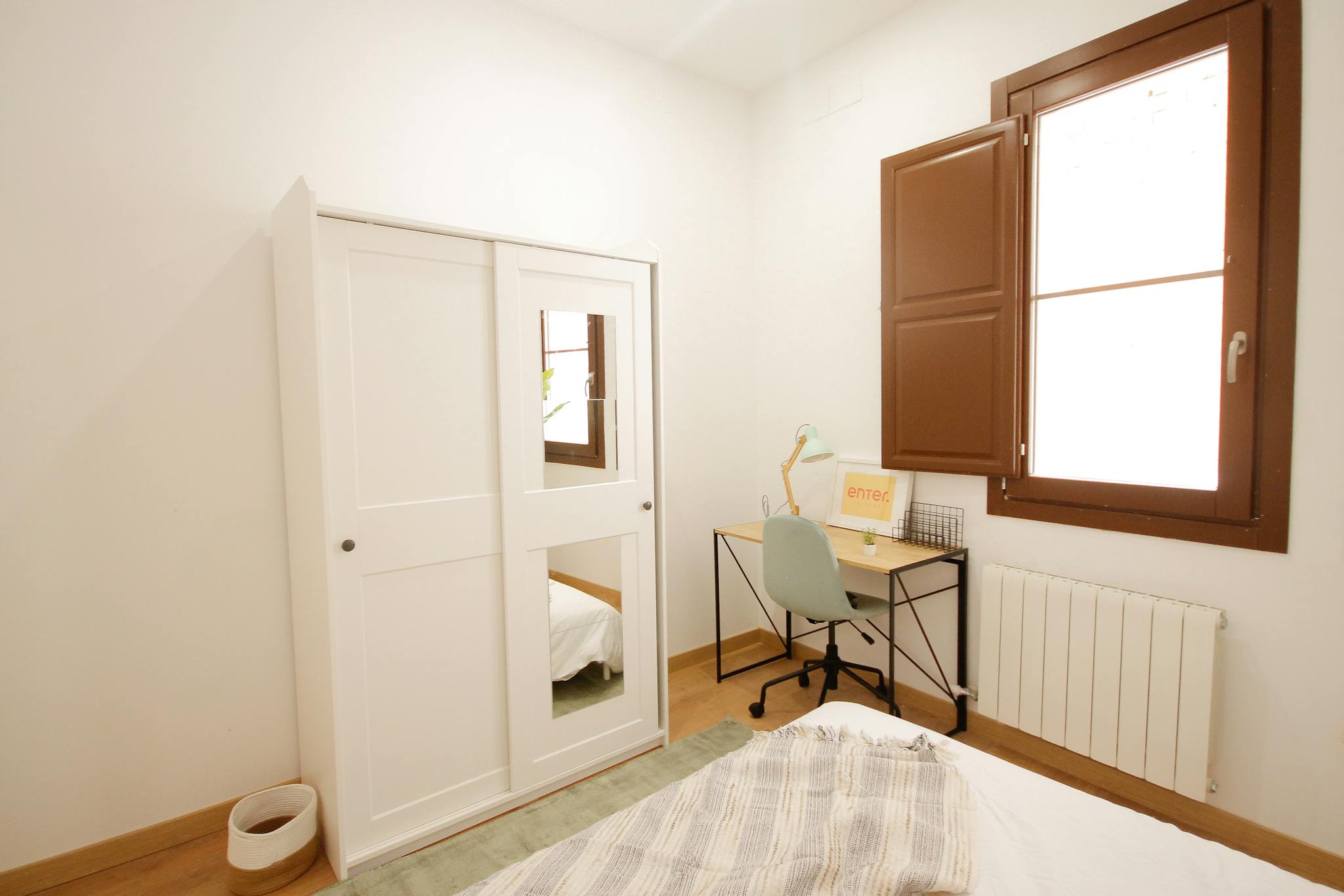 Carrer de Santa Madrona, Barcelona preview