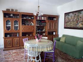 Privé kamer te huur voor € 250 per maand in Reggio Calabria, Via Villa Aurora
