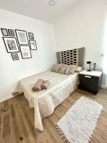 Habitación privada en alquiler por 550 € al mes en Getafe, Avenida General Palacio