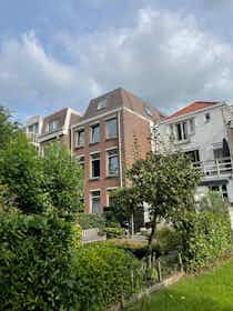 Квартира за оренду для 1 975 EUR на місяць у Gouda, Crabethstraat