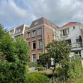 Apartament de închiriat pentru 1.975 EUR pe lună în Gouda, Crabethstraat