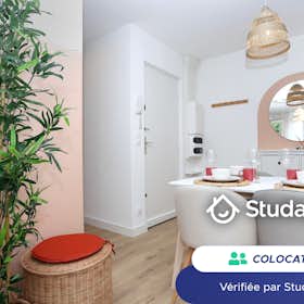 WG-Zimmer for rent for 485 € per month in Saint-Nazaire, Avenue Albert de Mun