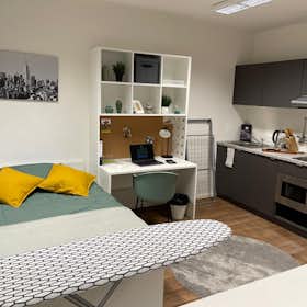 Studio for rent for 900 € per month in Bochum, Universitätsstraße