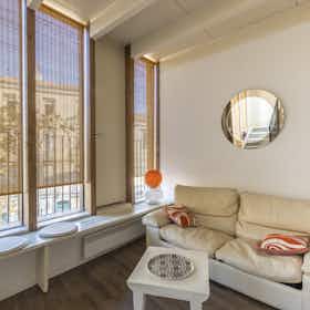 Lägenhet att hyra för 1 740 € i månaden i Montpellier, Rue du Faubourg du Courreau