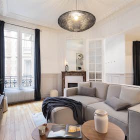 Apartment for rent for €3,511 per month in Paris, Boulevard Malesherbes
