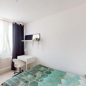 Privé kamer te huur voor € 420 per maand in Orléans, Place du Bois
