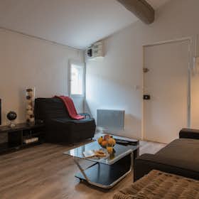 Apartment for rent for €1,590 per month in Montpellier, Grand Rue Jean Moulin
