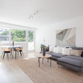 Mieszkanie do wynajęcia za 2500 € miesięcznie w mieście Düsseldorf, Arnold-Schönberg-Straße