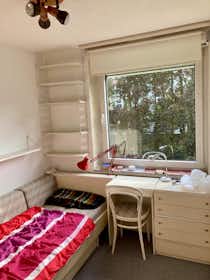 Private room for rent for €475 per month in Hannover, Apenrader Straße