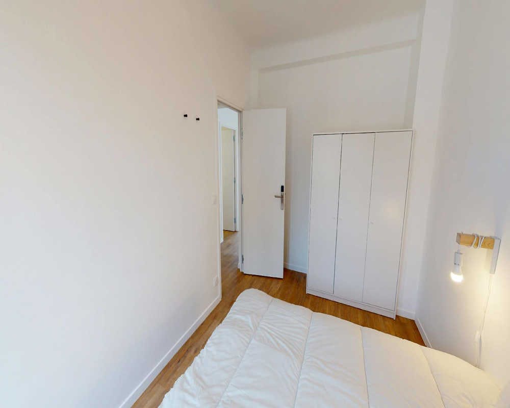 Chambre privée à louer pour 890 €/mois à Issy-les-Moulineaux, Rue Pierre Poli