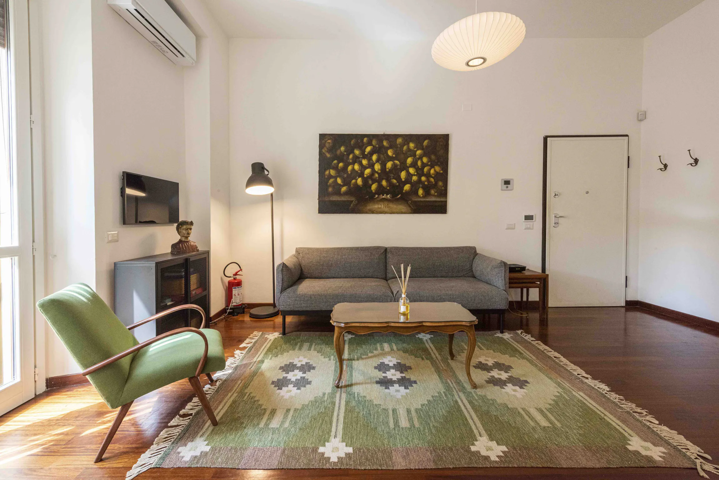 1-Bedroom Apartment in Via Agnolo Poliziano, Florence (1438631) ROOM 1