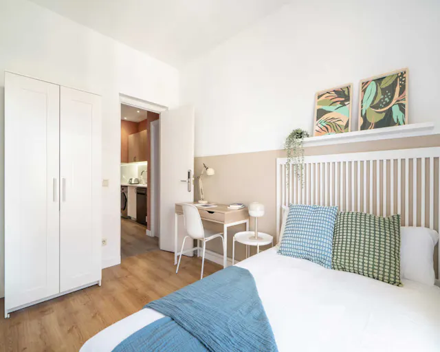 Private room in Calle Alcalá, Madrid (1438665) room image 1