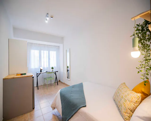 Private room in Calle de Bravo Murillo, Madrid (1438694) room image 2