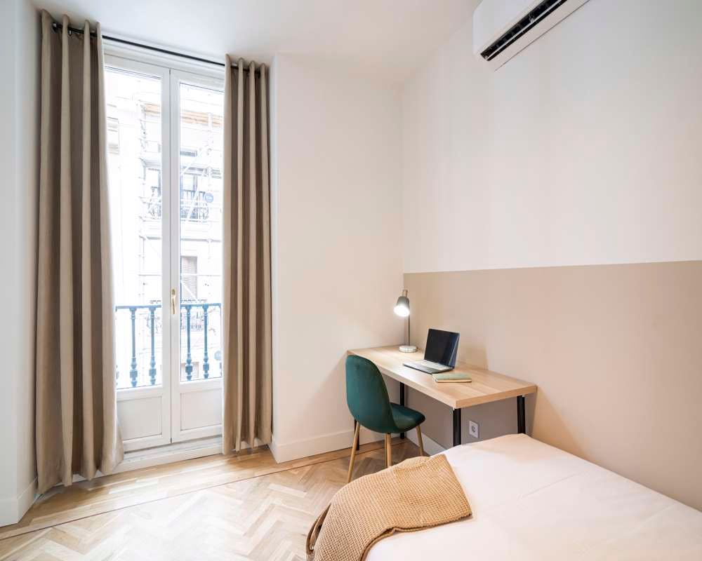 Single room Madrid, 11m² — photo 24