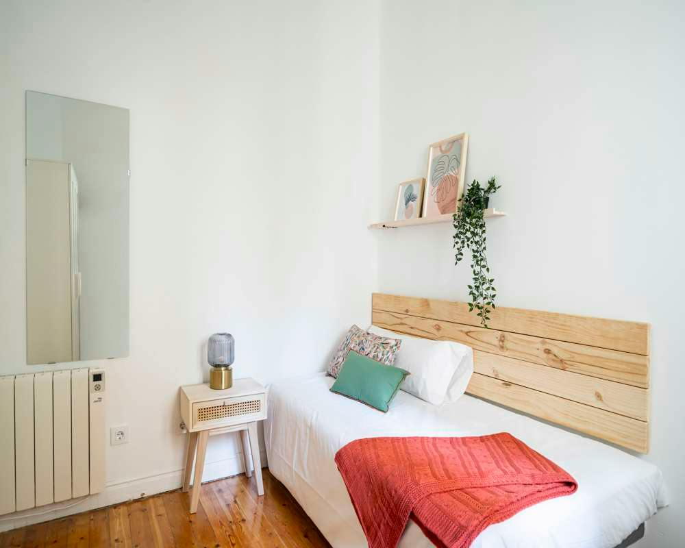 Single room Madrid, 13m² — photo 20