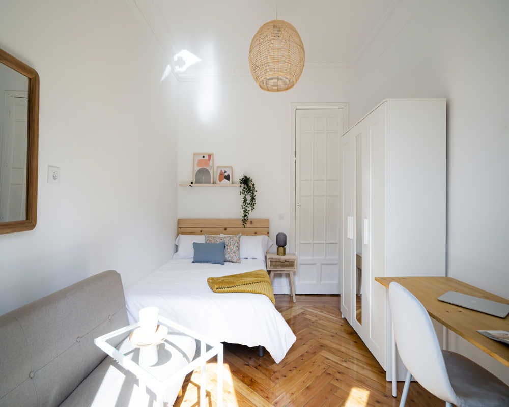 Calle de Fernández de la Hoz, Madrid preview