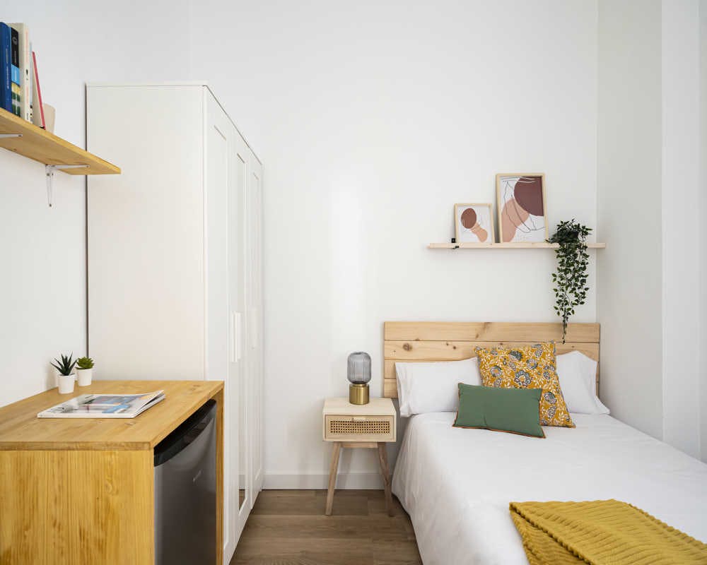 Calle de Fernández de la Hoz, Madrid preview