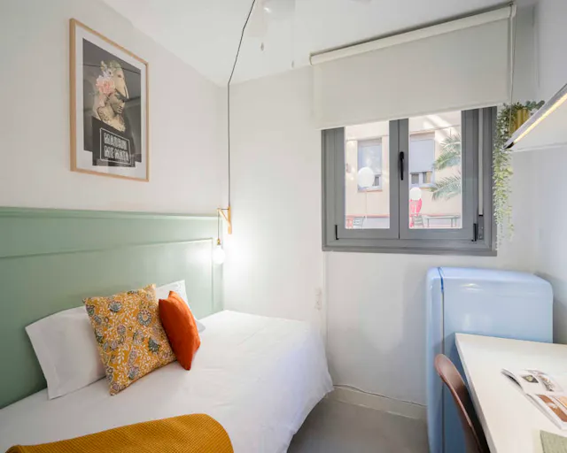 Private room in Calle de San Lorenzo, Madrid (1438757) room image 1