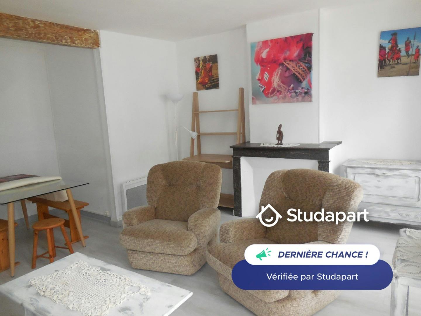 公寓 正在以 €525 的月租出租，其位于 Blois, Rue du Commerce