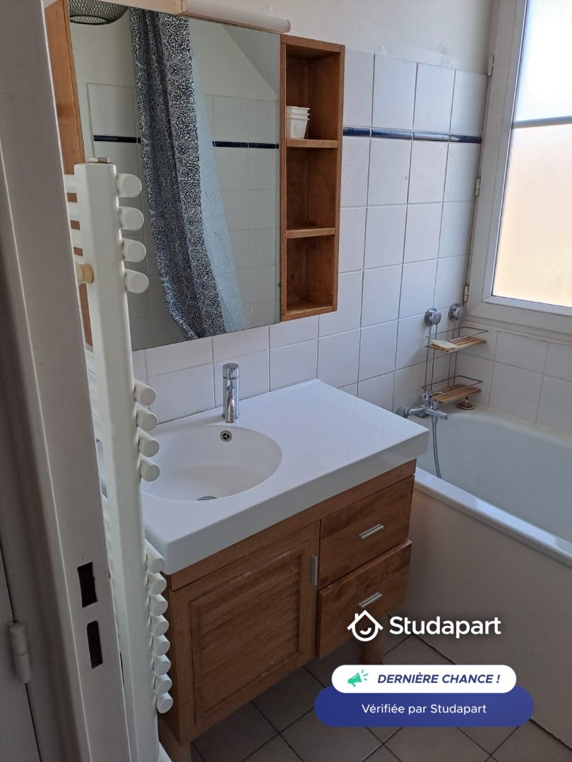 Apartment for rent on Rue Camille Flammarion, Melun - Pogled 6