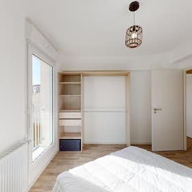 Stanza privata for rent for 380 € per month in Poitiers, Rue du Petit Tour
