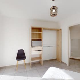 Stanza privata for rent for 400 € per month in Poitiers, Rue du Petit Tour